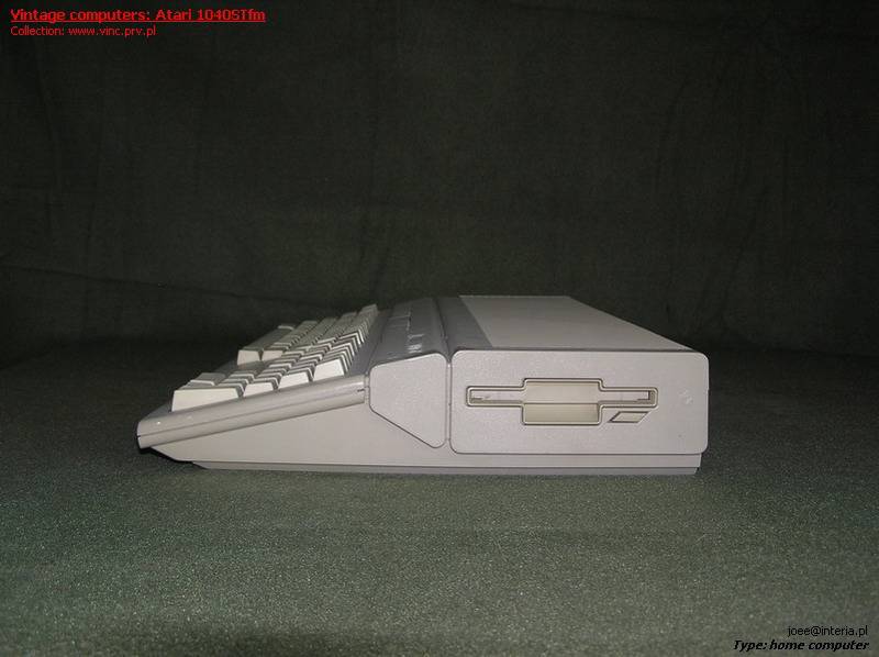 Atari 1040STfm - 05.jpg